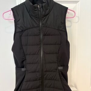 Women’s black Lululemon Down For It All 700- Fill Vest